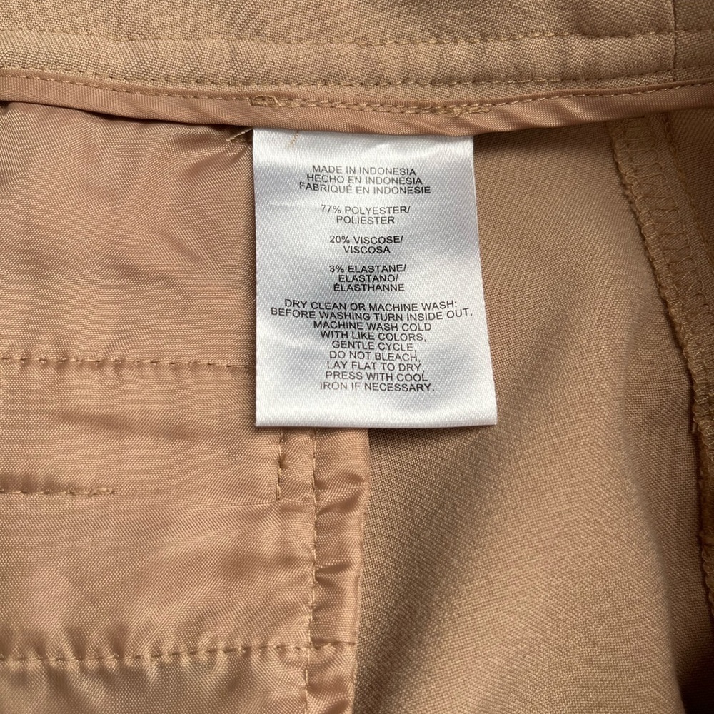 Jones New York Chic Camel Women's Straight Leg Pants - Picture 7 of 7